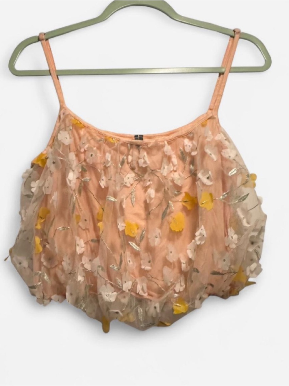 By Anthropologie Blossom Bubble Tank
Size Medium